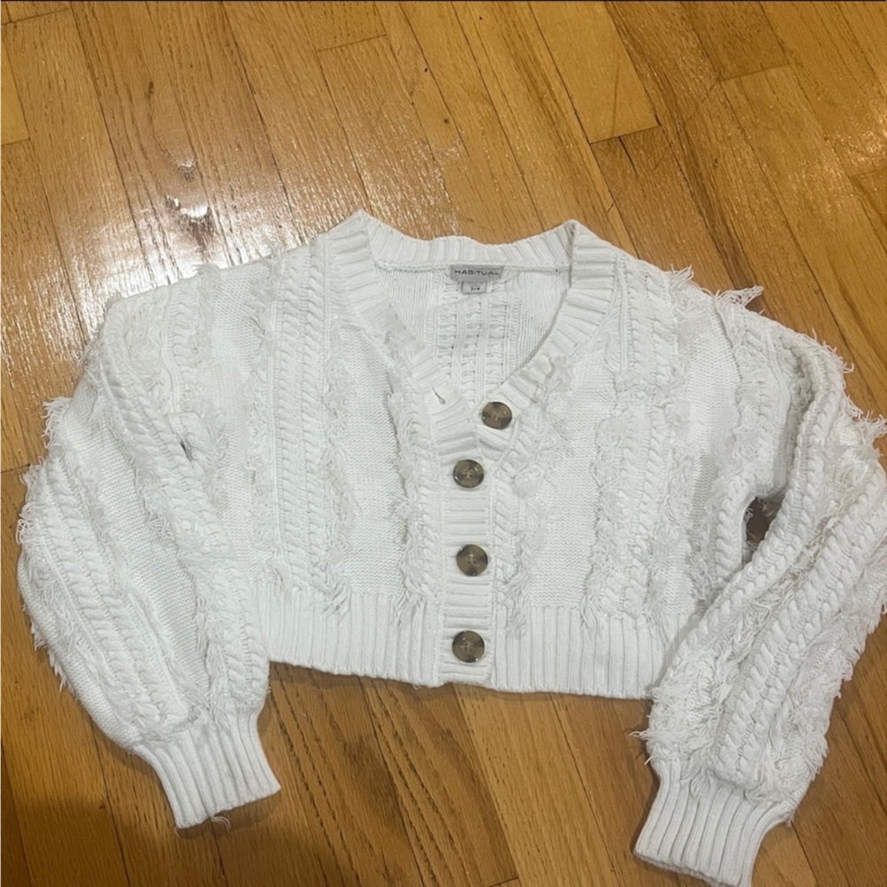 Habitual Cropped White Sweater Size 7/8